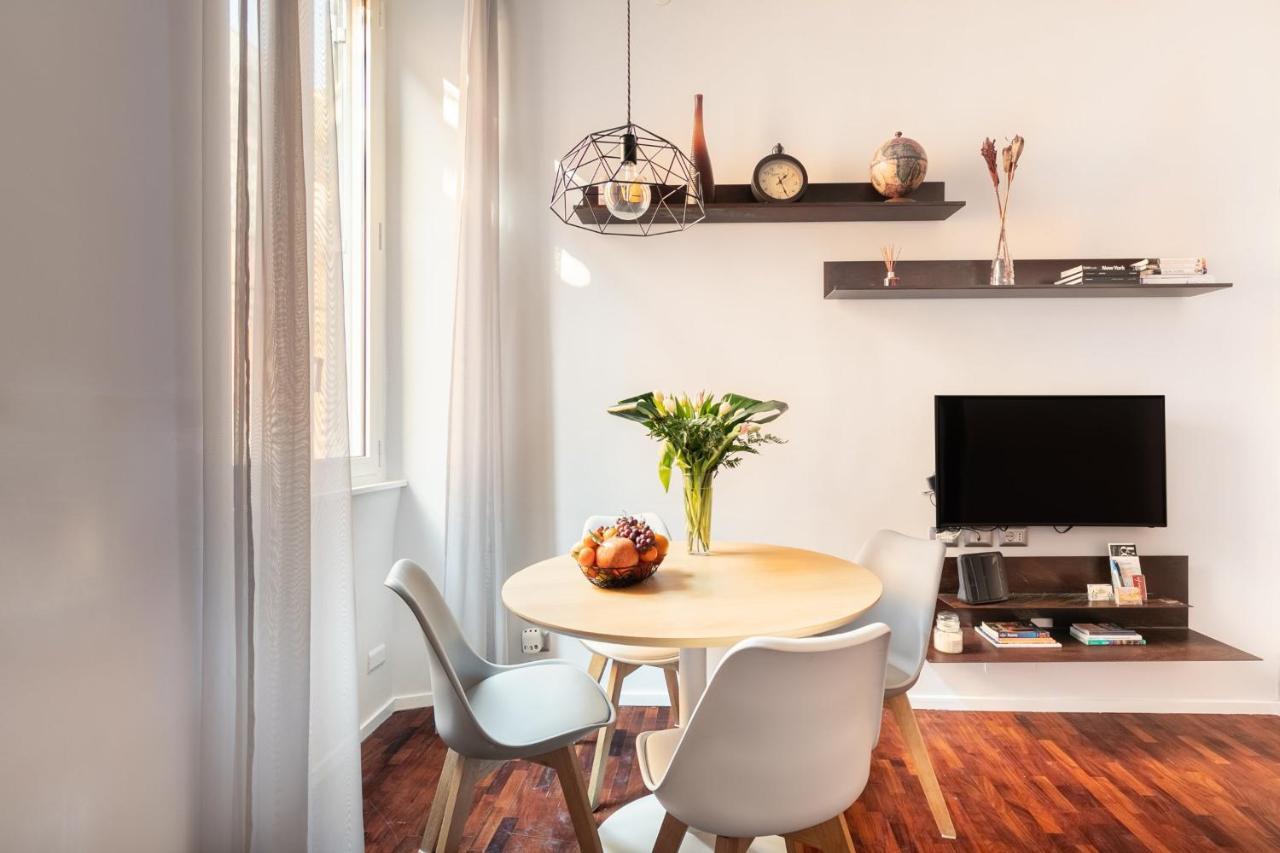 Living Rhome - Condotti Apartment Рим Екстериор снимка